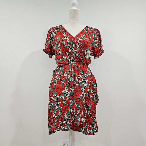 Zara Dresses & Skirts - Zara Floral Wrap Dress Women's Size L
